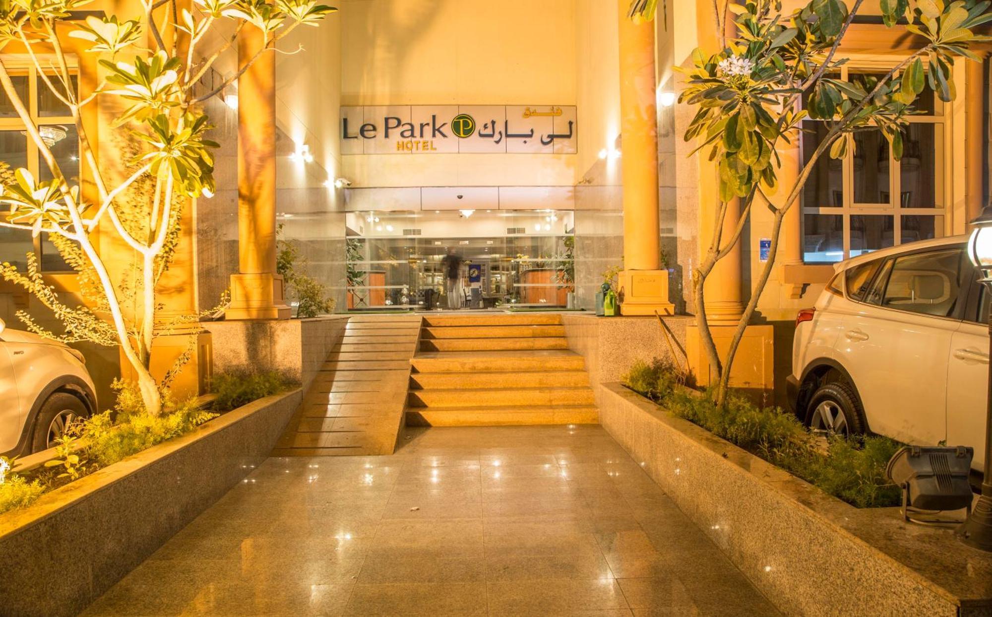 Le Park Hotel Doha Exterior foto